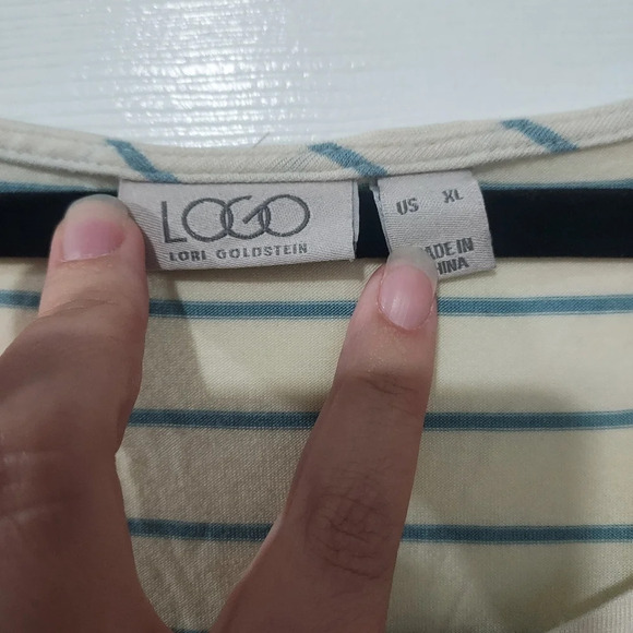 LOGO Lori Goldstein Cream & Blue Striped Tank Top in Size XL - Picture 2 of 8